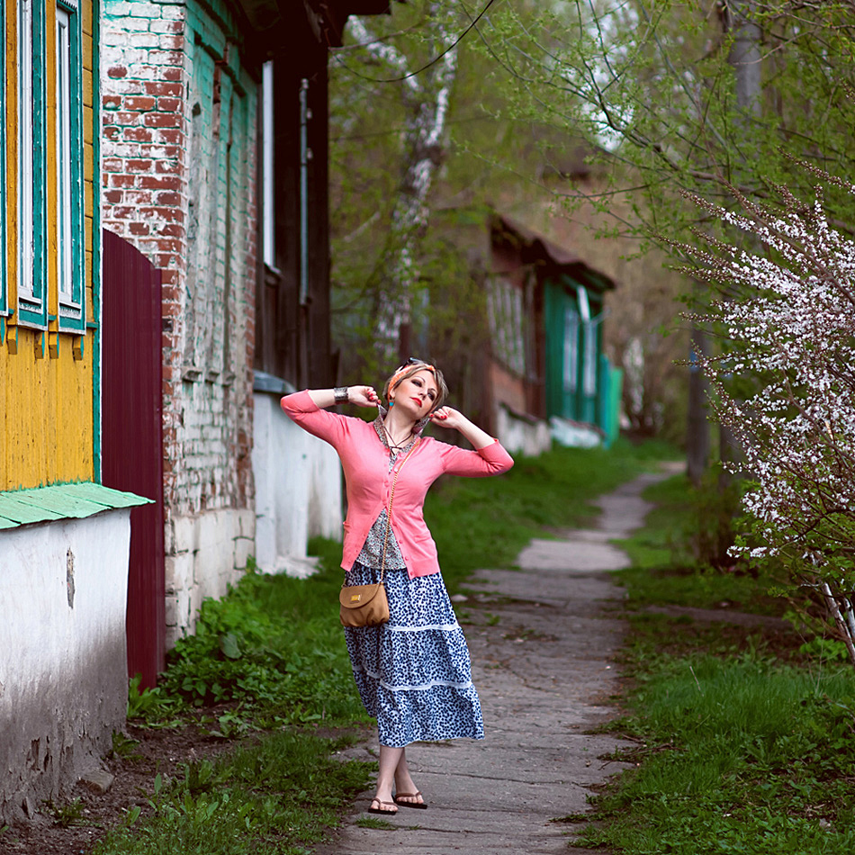 Частные снимки русской мамочки на улице и в доме