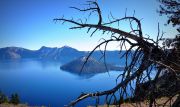 -.  .   (Crater Lake)
