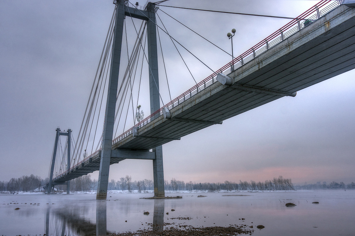 Мост снизу. Мост Конобеево. Висячий мост Иркутск. Ризе мост.